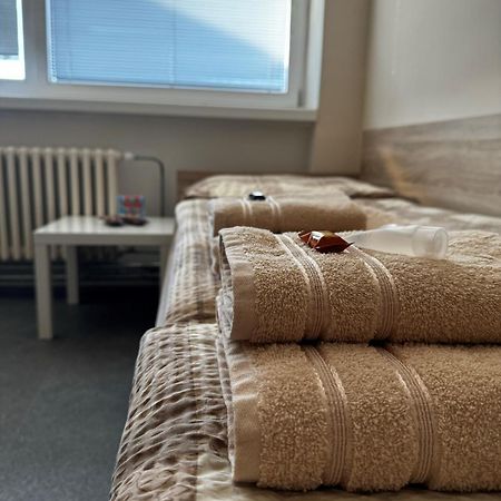 Hostel Годонин Экстерьер фото