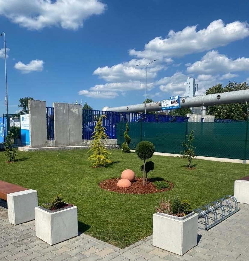 Hostel Годонин Экстерьер фото