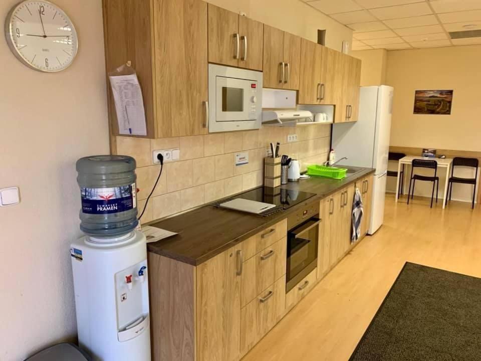 Hostel Годонин Экстерьер фото